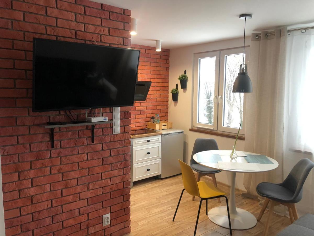 Apartamencik - コバリ エクステリア 写真